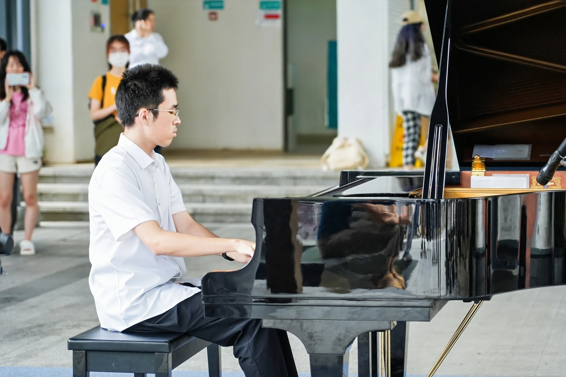 Piano 1